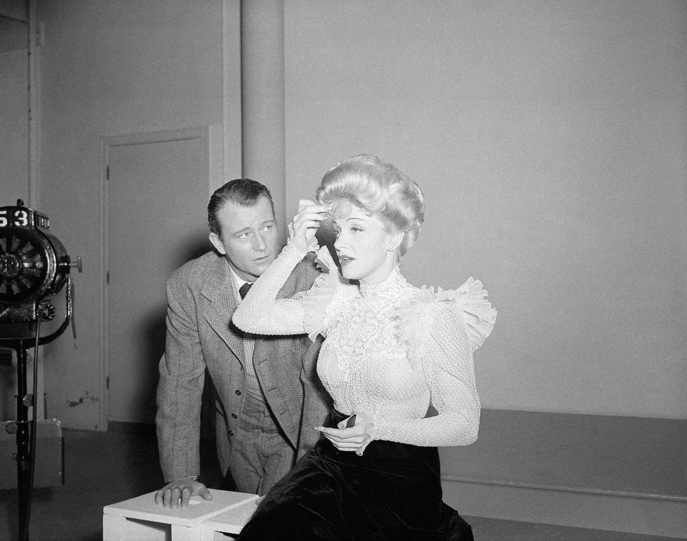 AP - Μάρλεν Ντίτριχ - Αφιέρωμα