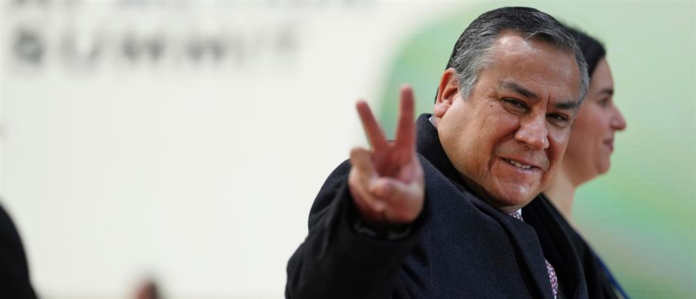 Γουστάβο - Αδριανσέν - Περού