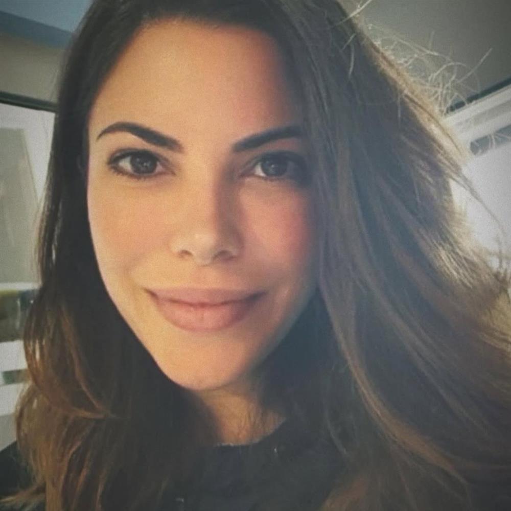 αντελινα βαρθακουρη