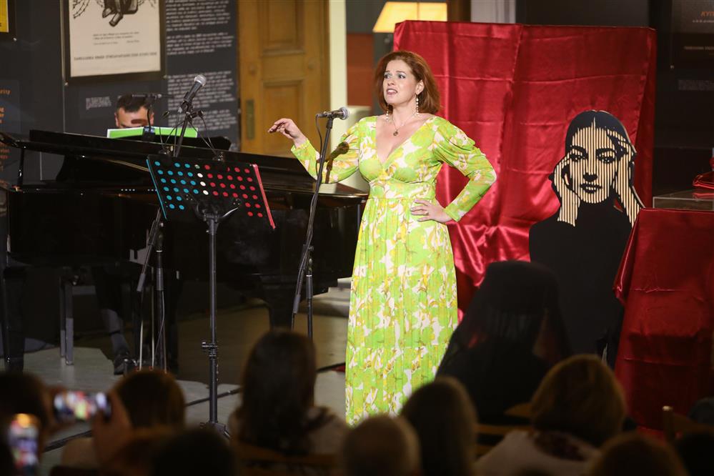 Καλλιτέχνης Καλλιτέχνης