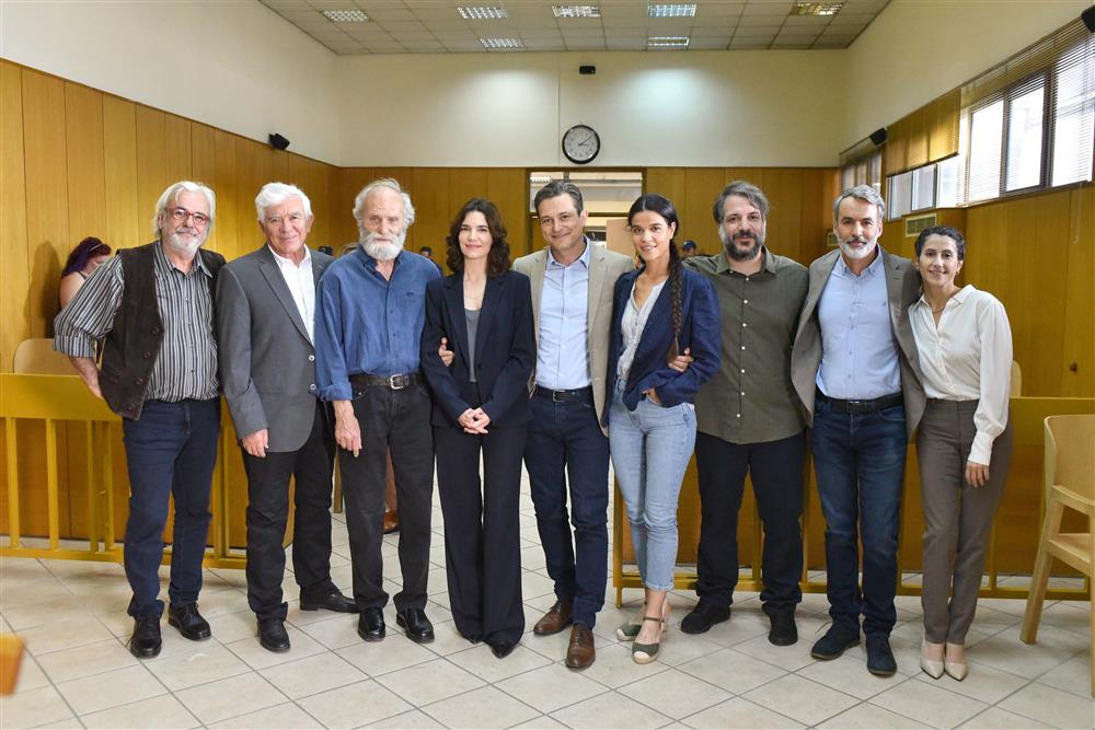 Έρημη Χώρα Έρημη Χώρα