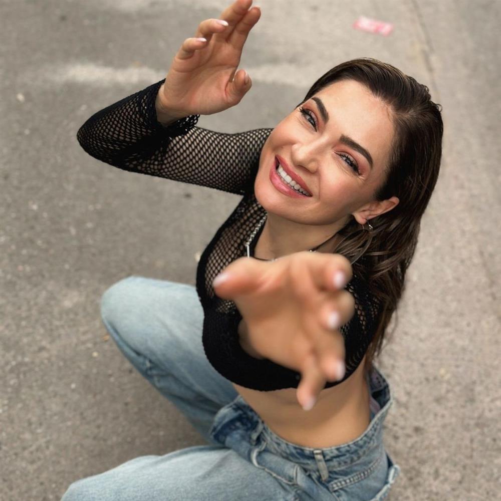 Αποστολία Ζώη