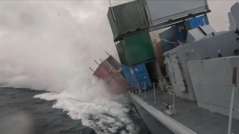 Υποβρύχιο του ΝΑΤΟ βύθισε πλοίο σε δοκιμή τορπίλης, κατά τη διάρκεια στρατιωτικής άσκησης