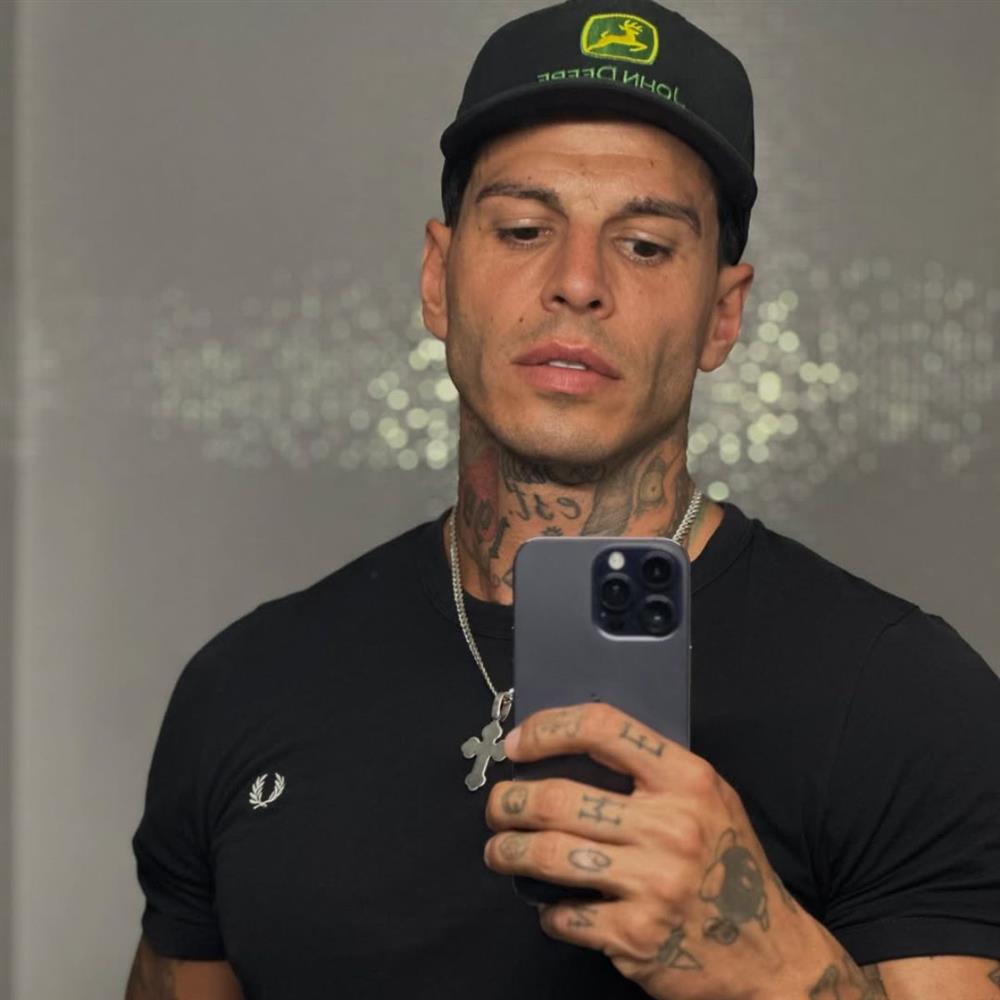 Νικόλας Αγόρου Νικόλας Αγόρου