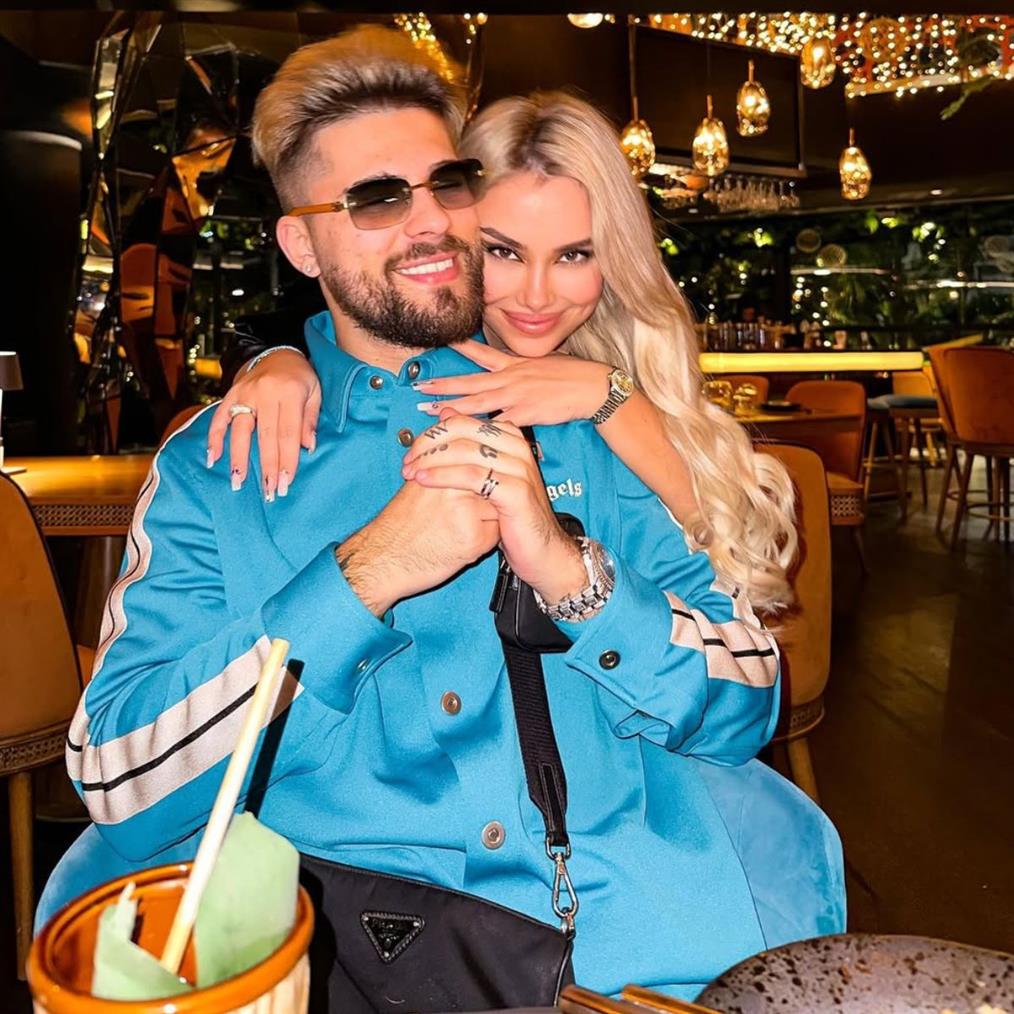 FY - Αλεξία Κεφαλά