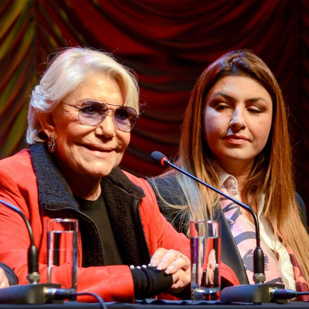 Έλενα Παπαρίζου - Μαρινέλλα