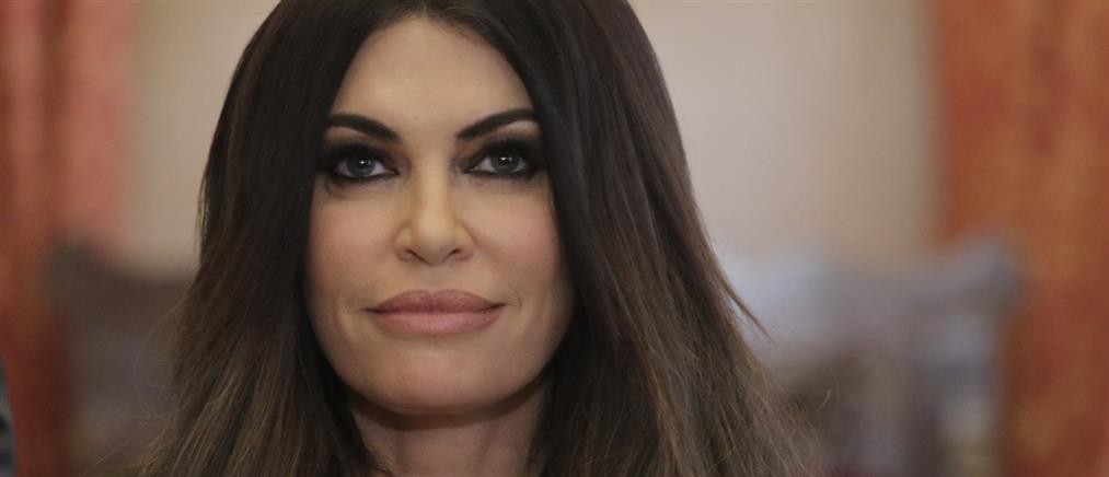 Ευχές από την πρέσβη των ΗΠΑ Κίμπερλι Γκίλφοϊλ