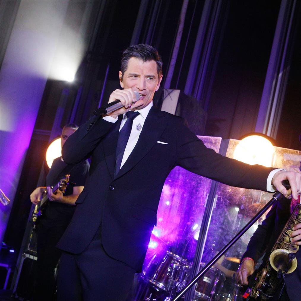 Σάκης Ρουβάς