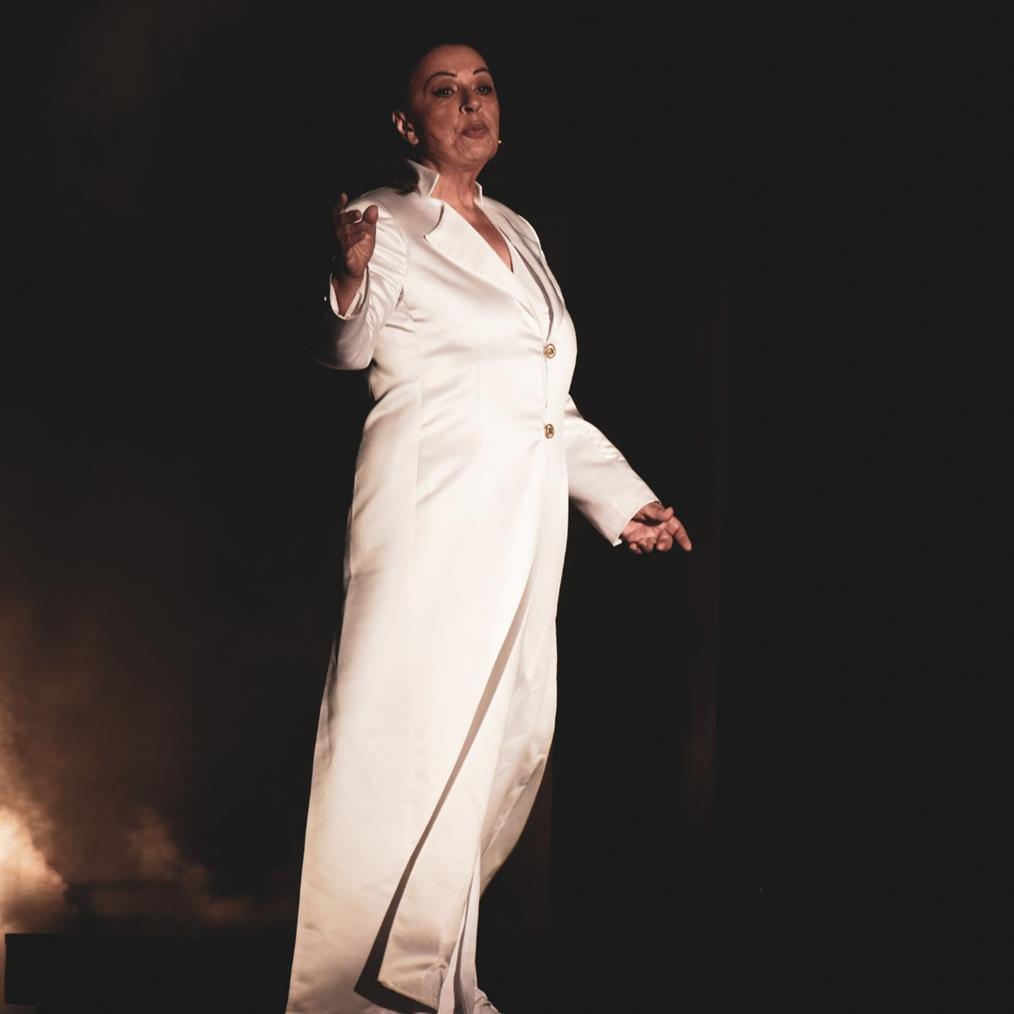 Χάρις Αλεξίου