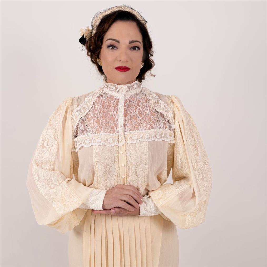 Ελένη Καρακάση