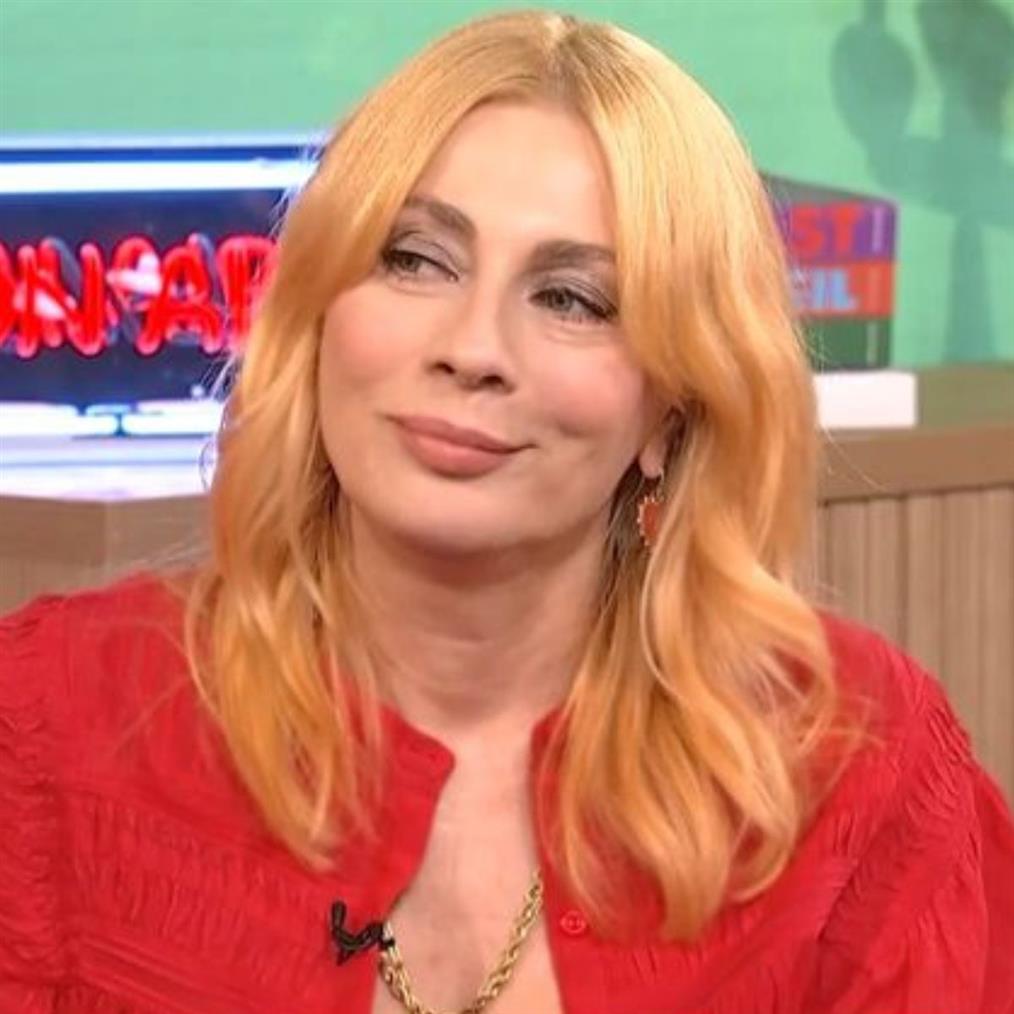 Σμαράγδα Καρύδη