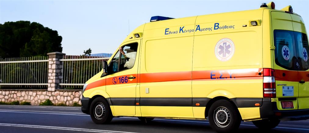 Τροχαίο στο Κιλκίς: Αυτοκίνητο βγήκε εκτός πορείας - Πυροσβέστες απεγκλώβισαν την οδηγό