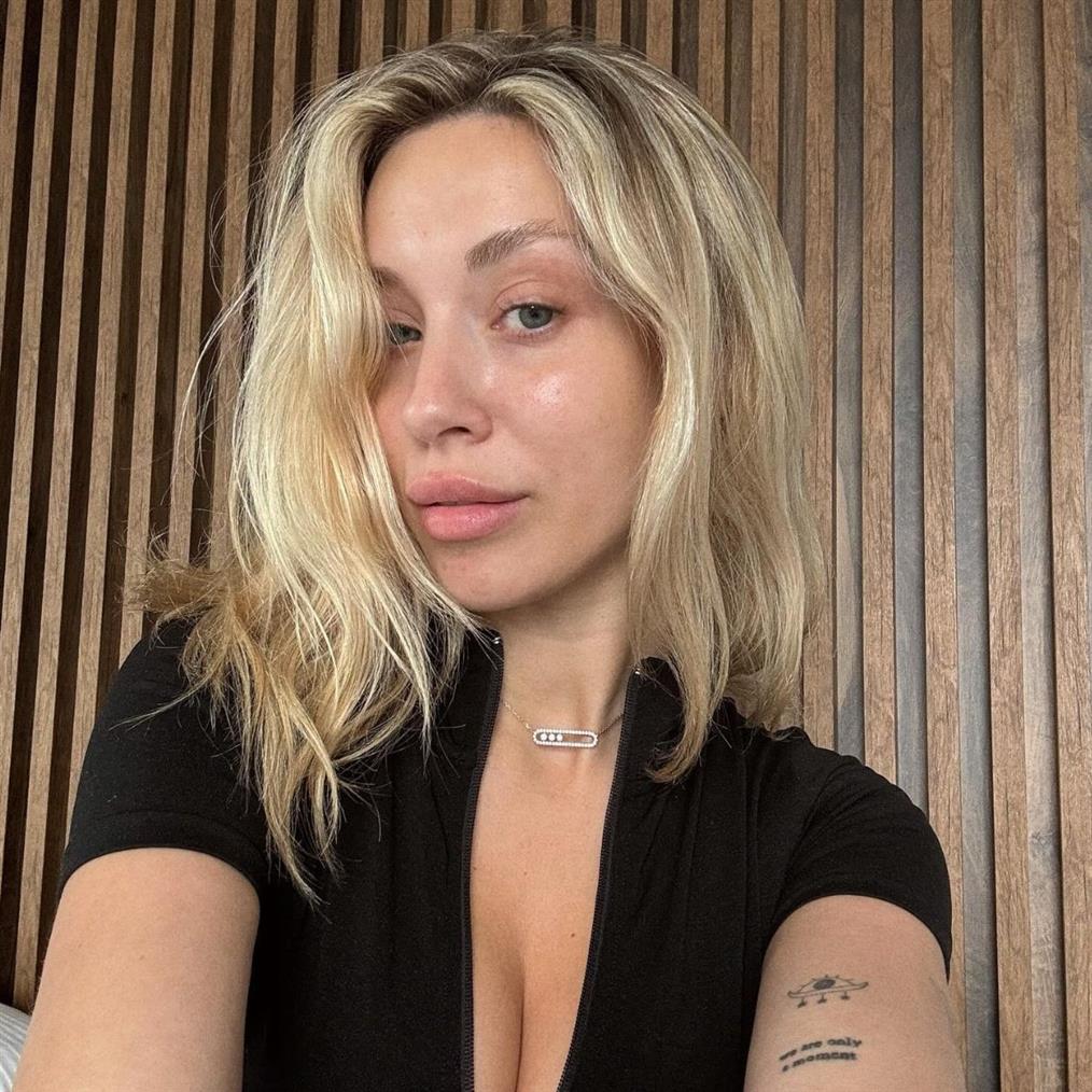 Γαρυφαλλιά Καληφώνη: "Φαινομενικά μπορεί να τα έχω όλα, αλλά κανείς δεν είναι πλήρης επειδή δείχνει πλήρης"