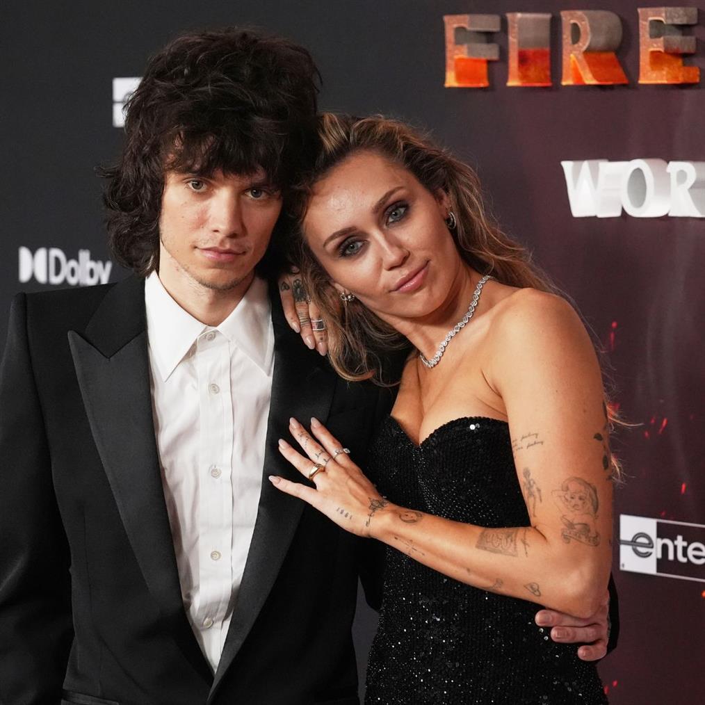 Μάιλι Σάιρους