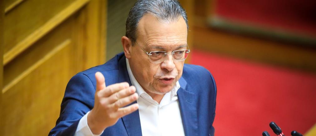 Φάμελλος: Ο Μητσοτάκης ενδιαφέρεται μόνο για τα υπερκέρδη της ΔΕΗ, των τραπεζών και των γαλάζιων ακρίδων