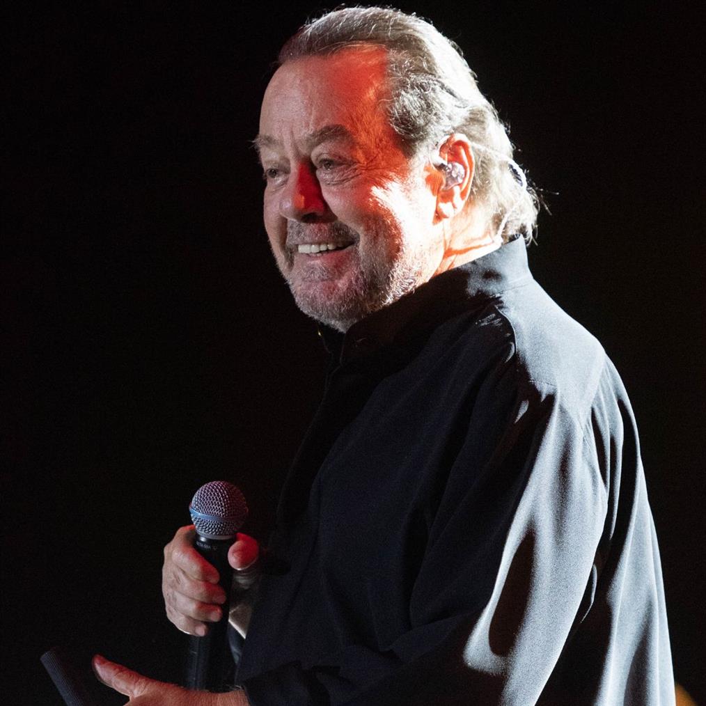 Γιάννης Πάριος