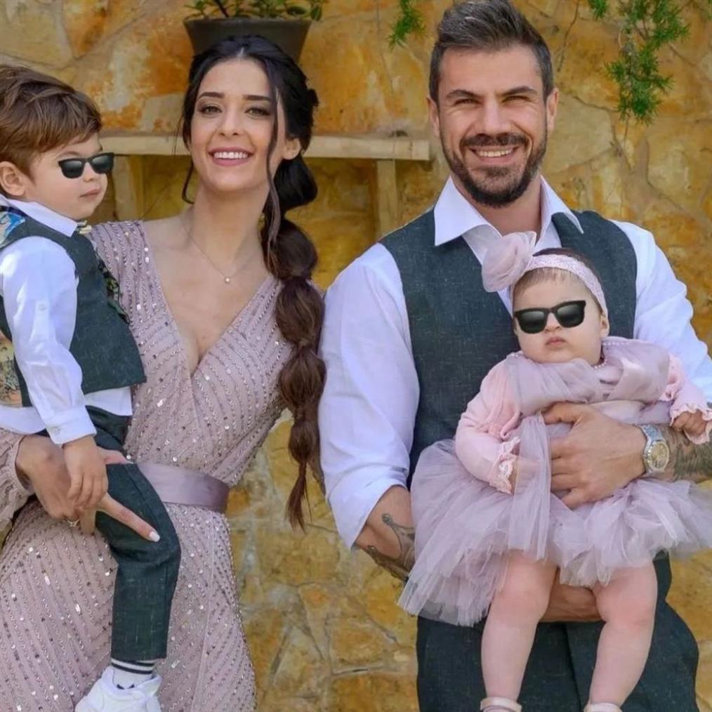 Άκης Πετρετζίκης