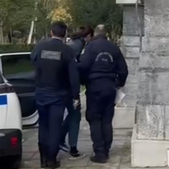 Μουγκοπετρος