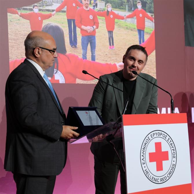 Μιχάλης Χατζηγιάννης: "Εθελοντισμός σημαίνει Προσφορά"