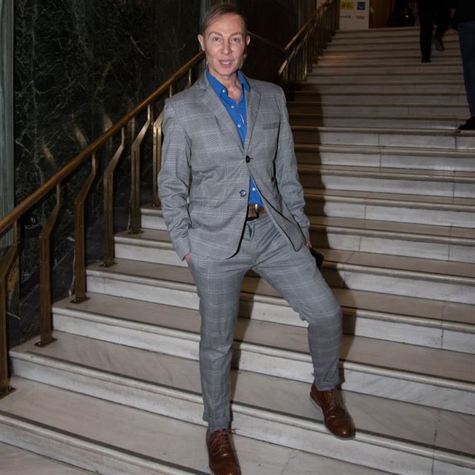 Βασίλειος Κωστέτσος: Ξεσπά για το Pride - "Δηλαδή αυτό σημαίνει γκέι;"