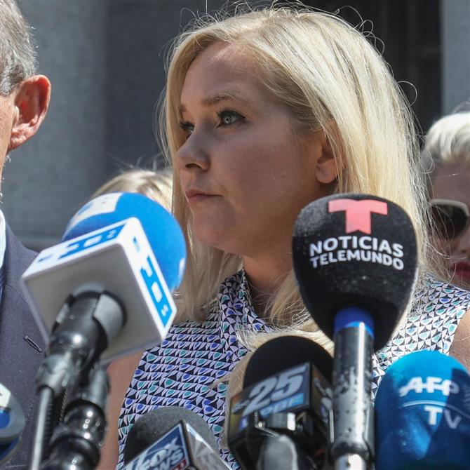 Αυτοκτόνησε η Βιρτζίνια Τζουφρέ: Είχε κατηγορήσει τον Επστάιν και τον πρίγκιπα Άντριου για σεξουαλική κακοποίηση
