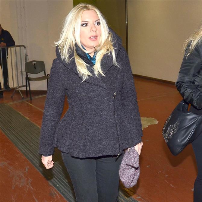 Αννίτα Πάνια: Ο λόγος που βρίσκεται εκτός τηλεόρασης & οι σχέσεις της με Νίκο Καρβέλα και Άννα Βίσση