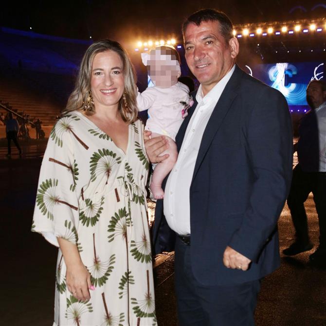 Πύρρος Δήμας & Αφροδίτη Σκαφίδα: Οι λεπτομέρειες της βάφτισης της κόρης τους - Πότε θα γίνει;