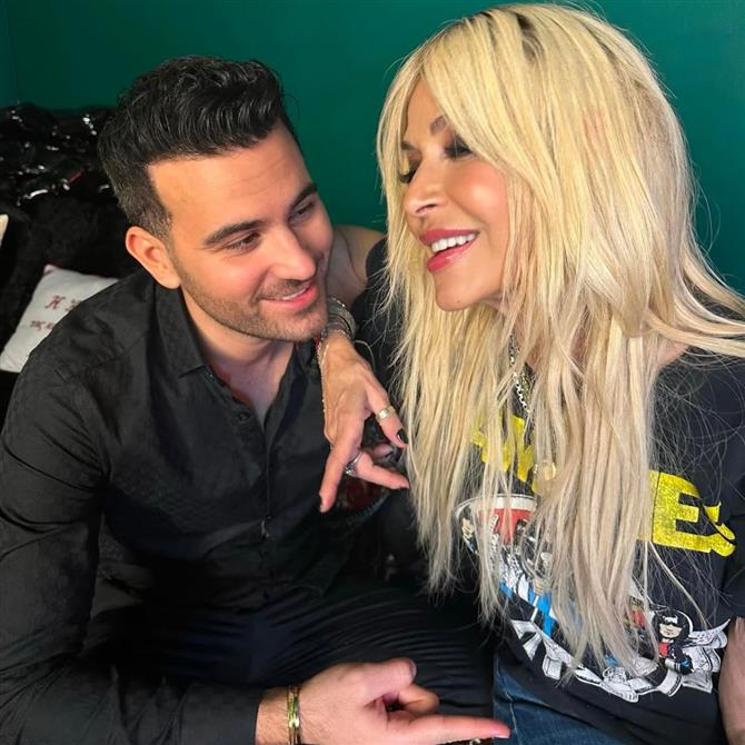 Η συνάντηση του Νικηφόρου με την Άννα Βίσση, οι κοινές φωτογραφίες & το σχόλιό του