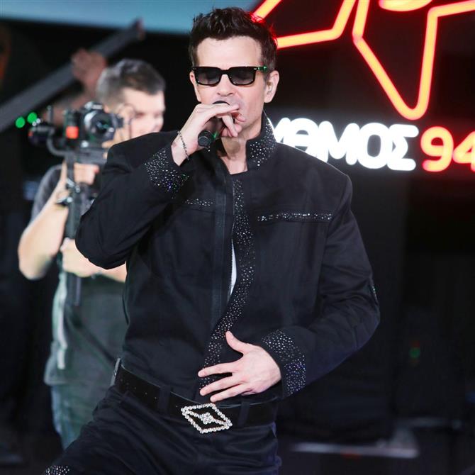 Νίνο: Το σπάνιο στιγμιότυπο μαζί με την 11χρονη κόρη του (Βίντεο)