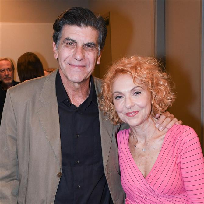 Γιάννης Μπέζος: Η σπάνια δημόσια αναφορά στη Ναταλία Τσαλίκη - "Γνωριστήκαμε πριν 40 χρόνια, ήταν έρωτας με την πρώτη ματιά"