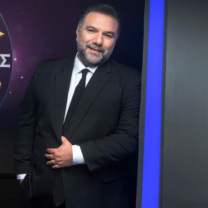 Στην κορυφή της τηλεθέασης και τον Απρίλιο το "Ποιος θέλει να γίνει εκατομμυριούχος" με τον Γρηγόρη Αρναούτογλου - Πρωτιά και για το Sunday Edition
