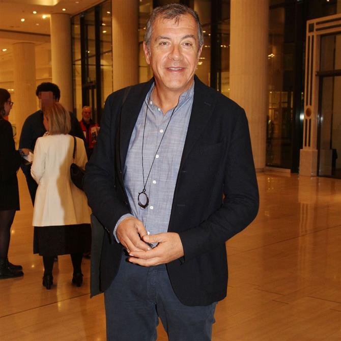 Σταύρος Θεοδωράκης: Στη θεατρική πρεμιέρα της κόρης του - Η σπάνια εμφάνισή του (Photos)