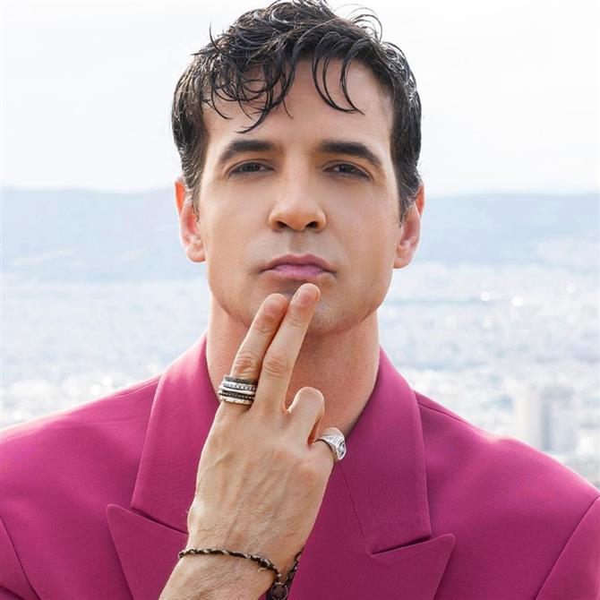 ΝΙΝΟ: Χορεύει Μάικλ Τζάκσον και όλοι μένουν άφωνοι!