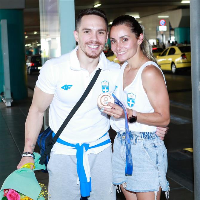 Λευτέρης Πετρούνιας -  Βασιλική Μιλλούση: Ο ξέφρενος χορός τους μετά την κατάκτηση του 8ου χρυσού μεταλλίου στο ευρωπαϊκό πρωτάθλημα