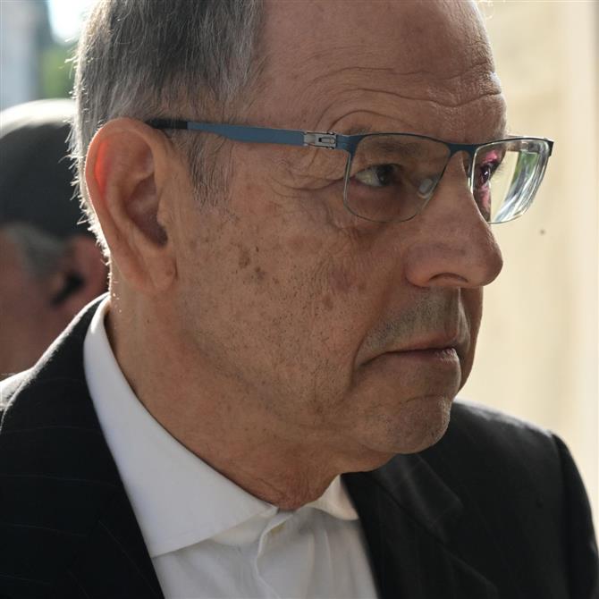 Άννα Κυριακού: Συγκινημένος ο γιος της στην κηδεία της - "Θα μου λείψει…"