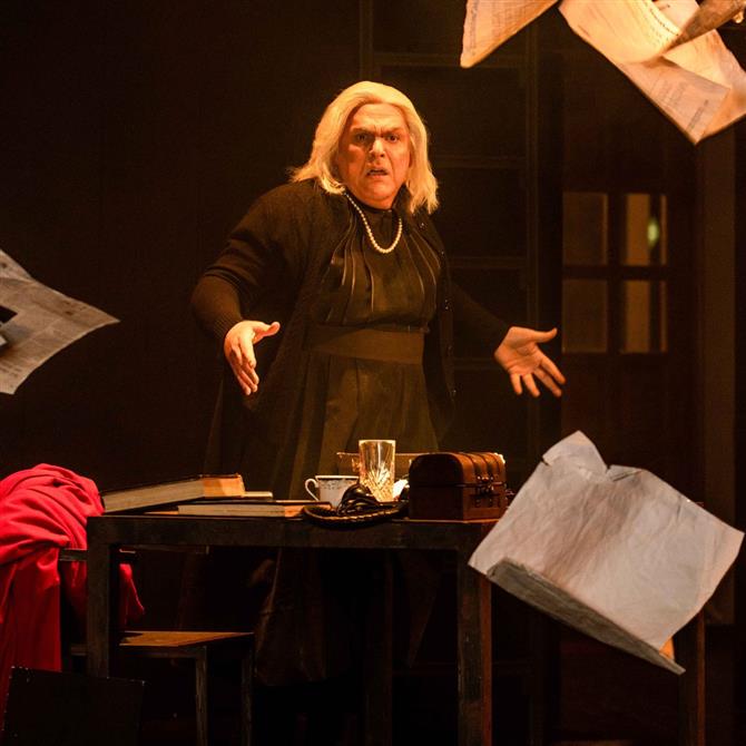 "Είμαι η γυναίκα μου": Παράταση παραστάσεων για τον Αντώνη Λουδάρο