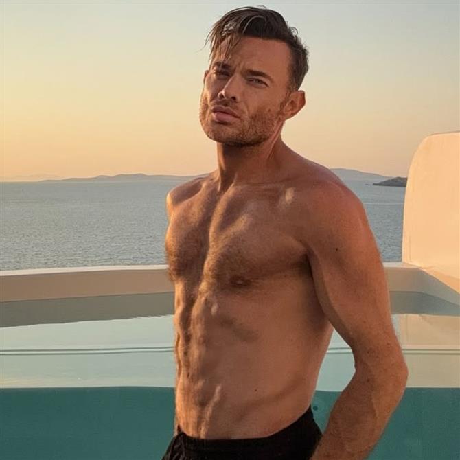 Δημήτρης Γιαννέτος: "Μεγάλωσα σε ένα χωριό που η γκέι κοινότητα δεν είχε τη σημερινή αποδοχή - Είπα ψέματα στον πατέρα μου ότι…"