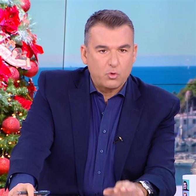 Γιώργος Λιάγκας: Απαντά στον Νίκο Κοκλώνη! "Έκανε ένα βίντεο και μας έδειξε τα γεννητικά του όργανα, είδα με τα μάτια μου τα μηνύματα"