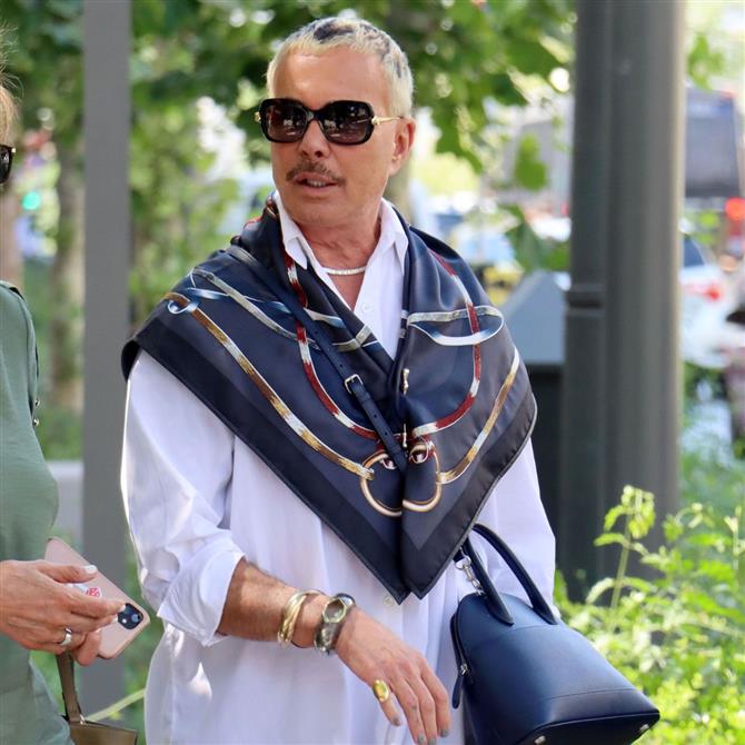 Λάκης Γαβαλάς: "Με τη μία αδελφή μου δεν μιλάω, με κατηγορούν για τον θάνατο του άντρα της"