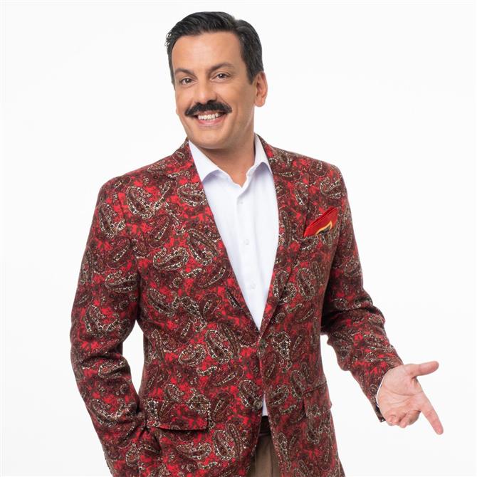 Ο Θάνος Κιούσης αποκλειστικά στο FTHIS: Η παρουσίαση του "5Χ5", τα παιδιά του και η σχέση με τη σύζυγό του - "Δεν έχει υπάρξει κρίση"