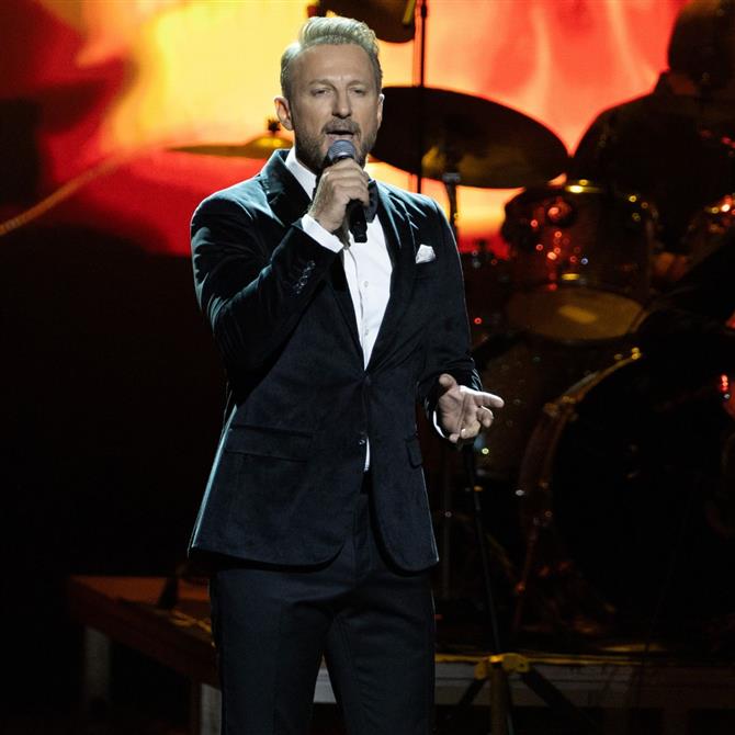 Ο Κώστας Καραφώτης για την εγκυμοσύνη της συζύγου του: "Διανύει τον 8ο μήνα, αισθάνομαι πάρα πολύ όμορφα"