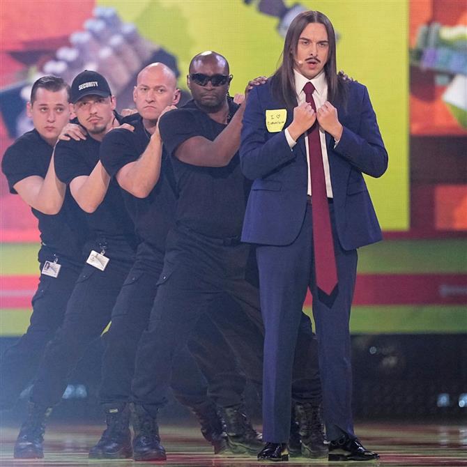 Eurovision 2025 - Τελικός: Ο Tommy Cash από την Εσθονία "σέρβιρε" "Espresso Macchiato" και αποθεώθηκε