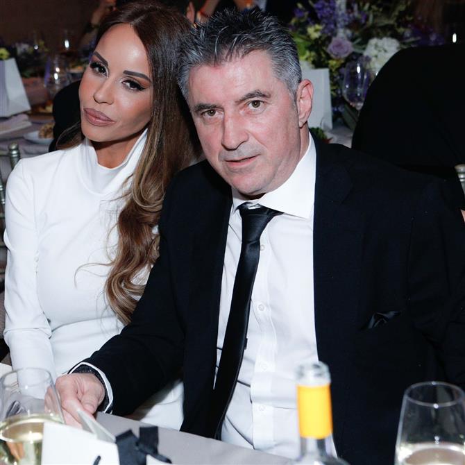 Θοδωρής Ζαγοράκης & Ιωάννα Λίλη: Η οικογενειακή φωτογραφία και οι ευχές στα παιδιά τους