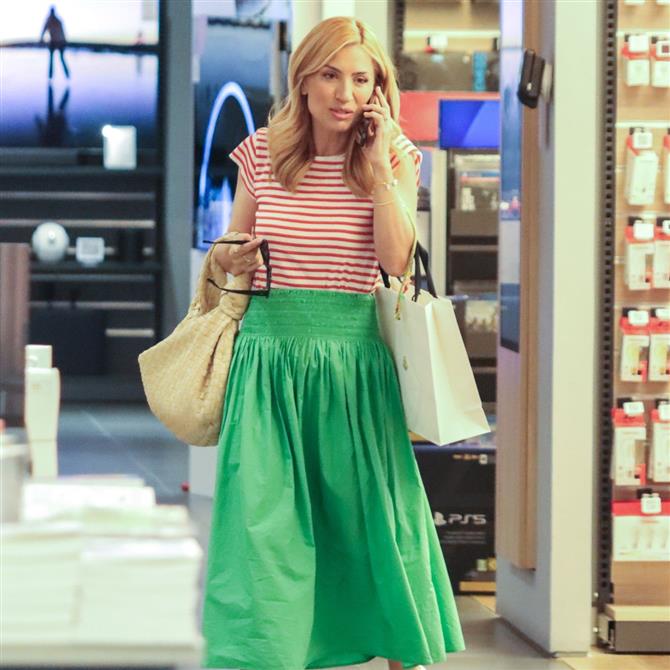 Μαρία Ηλιάκη: Δείχνει την τομή στο χέρι της μετά το χειρουργείο - "Δεν την λες και μικρή"