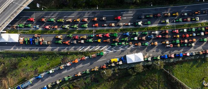 Αγρότες- Μπλόκα:  Το Σάββατο η δημιουργία νέου μπλόκου στον κόμβο Δερβενίων