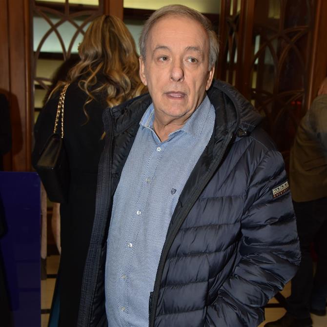 Ανδρέας Μικρούτσικος: "Όταν πέθανε ο αδελφός μου ζούσα με τα μακαρόνια που μου είχε αγοράσει, δεν είχα ρεύμα και νερό"

