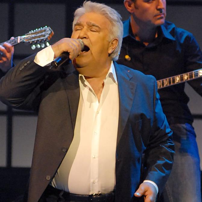 Αντώνης Γούναρης: Η αποκάλυψη  για την επιστροφή του Πασχάλη Τερζή - "Όταν ακούς τη φωνή του, συγκινείσαι"