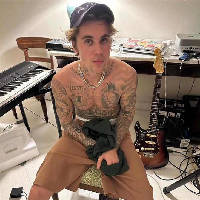 Tζάστιν Μπίμπερ: Η αντίδρασή του στην είδηση του αρραβώνα της Σελένα Γκόμεζ & "το τέλος μιας εποχής"