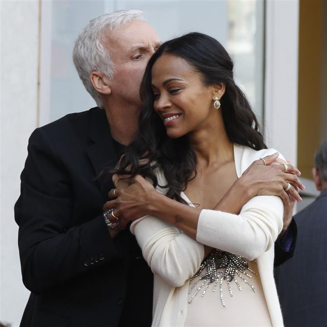 Τζέιμς Κάμερον: Αποθέωσε την Ζόε Σαλντάνα για την βράβευσή της στα Όσκαρ - Η δήλωσή του