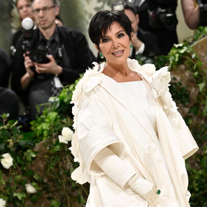 Κρις Τζένερ: Η συγκινητική ανάρτηση για τον πατριό της - "Μου λείπεις τρομερά"